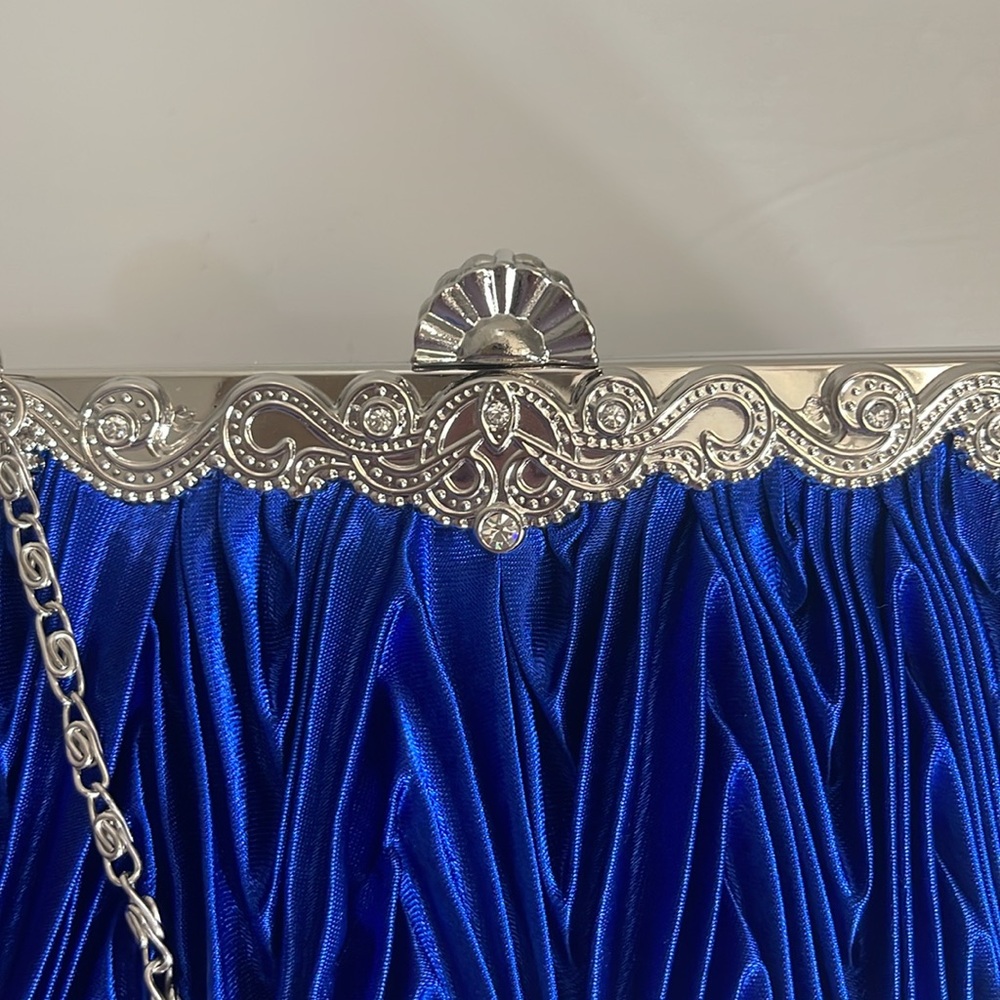 Evening Bag in Royal Blue - Picture 4 of 7